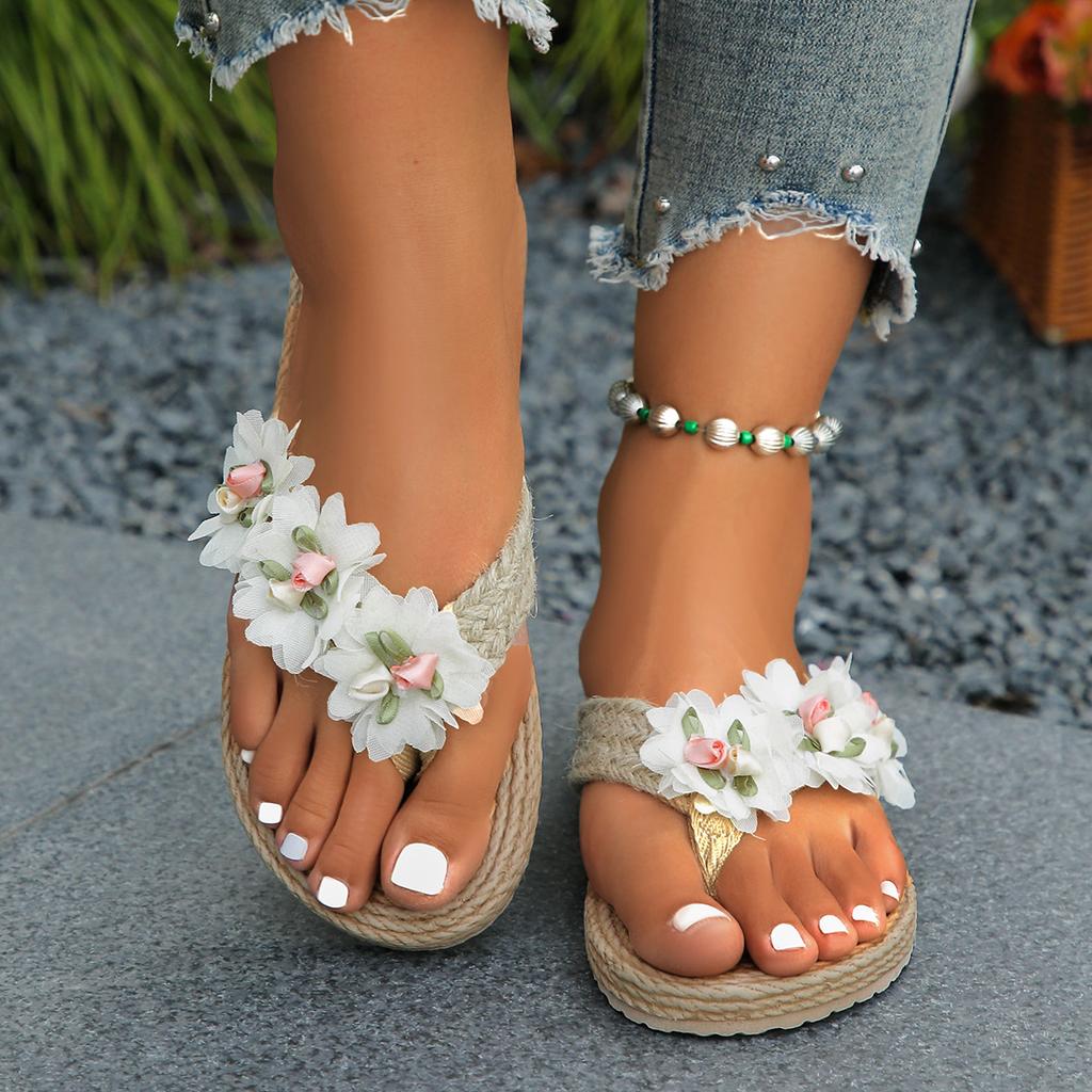 Fashion 2025 New Linen Flower Decor Flip Flops Fashion Women Slides Flat Heel Outdoor Beach Summer Woman Slippers Ladies Shoes