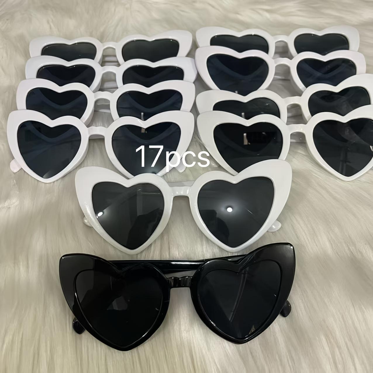 

17 Pcs Women Heart-shaped Glasses Set Perfect for Brides Bridesmaids Best Gift Idea