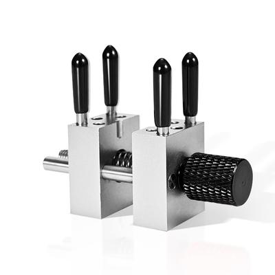CMD Mini Metallschraubstock, Kunststoffmodellbauwerkzeug, Schreibtischschraubstock, Mini-Schraubstock, Hohe Präzision, Für Feinarbeiten, Modellspannvorrichtung, Befestigung (B.: Schwarz)