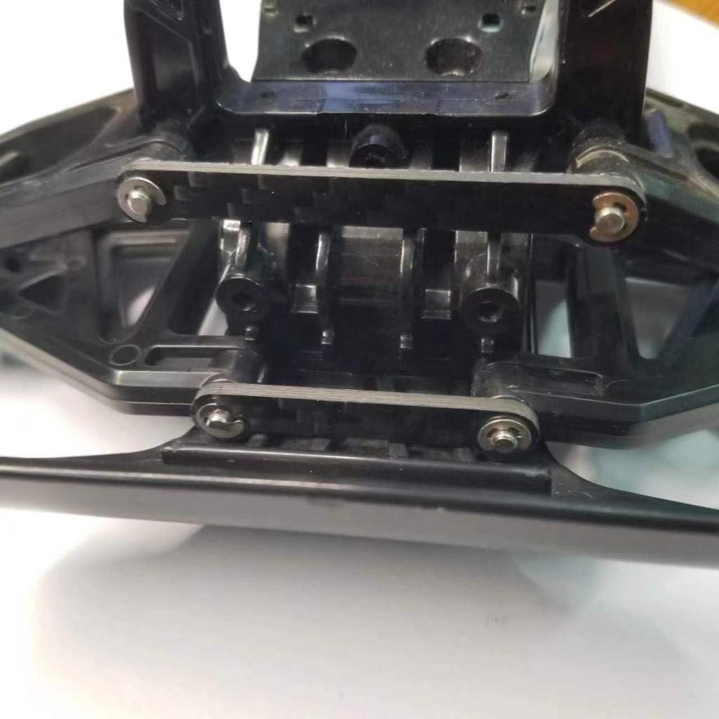 KF RC Ultralätt Kolfiber Framvagnsupphängningsfäste för Tamiya 110 DT-02 Buggy Kumamon VersionSuper Fighter GDesert Gator (Kompatibel med