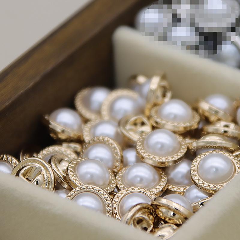 10 ADET Güzel Shank Düğmeleri Yuvarlak Altın Rengi İnci Şaft Düğmeleri Kadın Bluz Ceket Giyim Aksesuarları