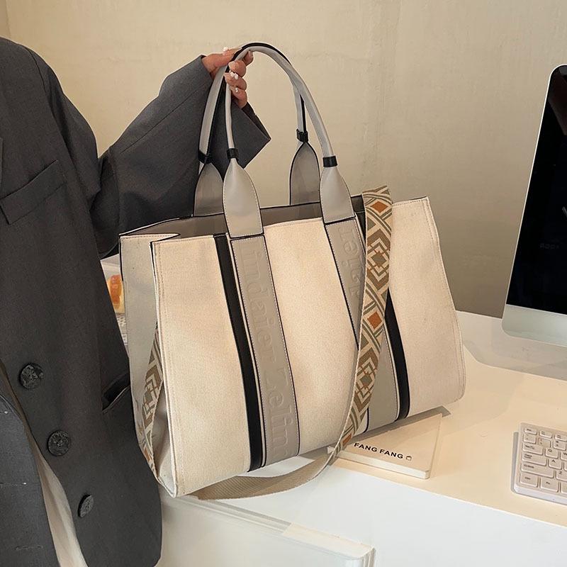 Women's Large Capacity Tote Bag - Versatile Crossbody/Shoulder Handbag for Autumn/Winter 2024