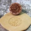 Cookie Stamps and Embossers Flower Cute Interesting Cookie Mold 3D Cookie Mold Cutter Wooden Pastry and Bakery Accessories
