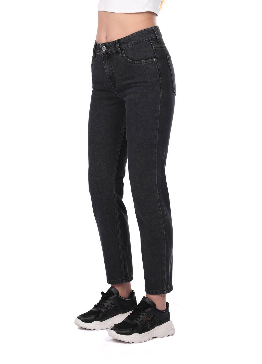 

Women's Black Mom Fit Jean Pants