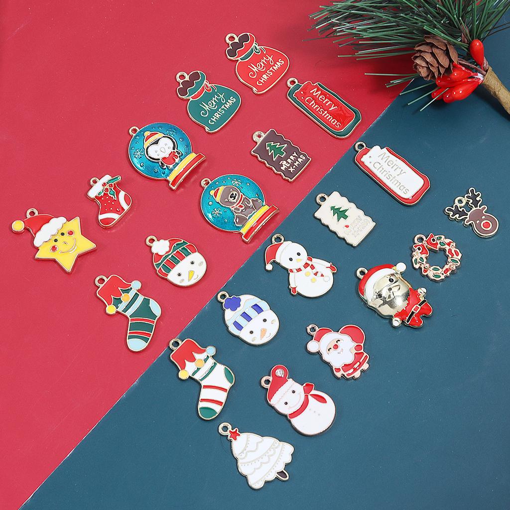 10-20pcs/lot Christmas Series Alloy Enamel Cute Pendant Santa Claus Elk Snowman Shape Charms For DIY Bracelet Necklace Accessory