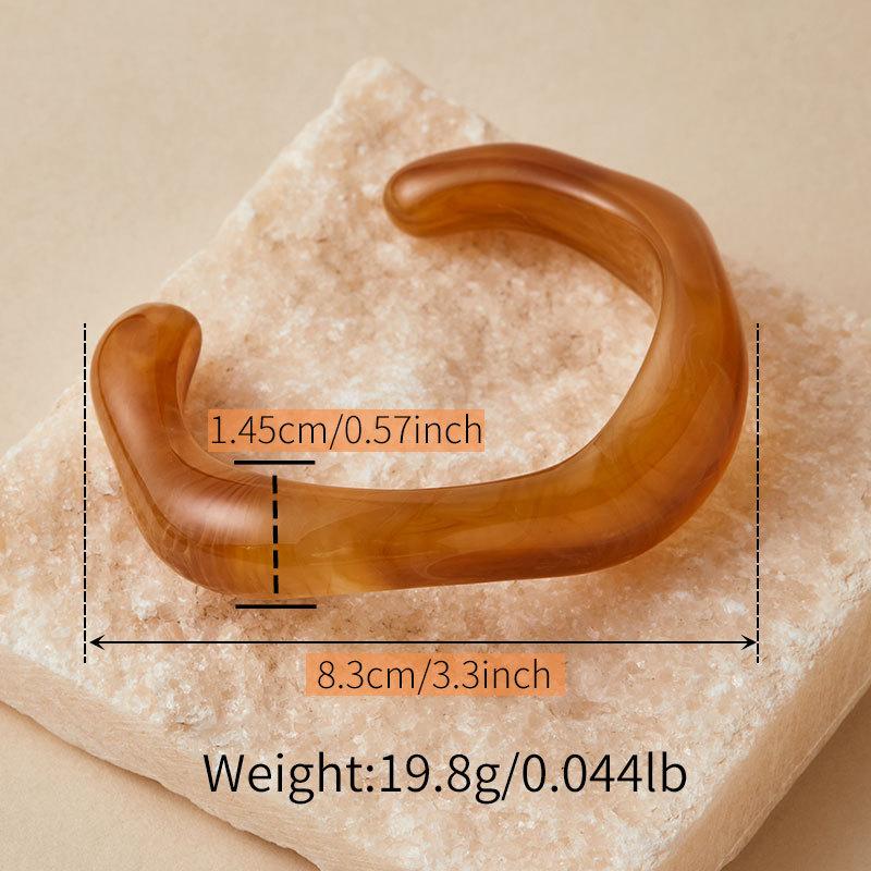 Trendy Wave Irregular Cuff Bangle Bracelets for Women Vintage Resin Acrylic Geometric Open Wrist Bangle Stackable Jewelry Gift
