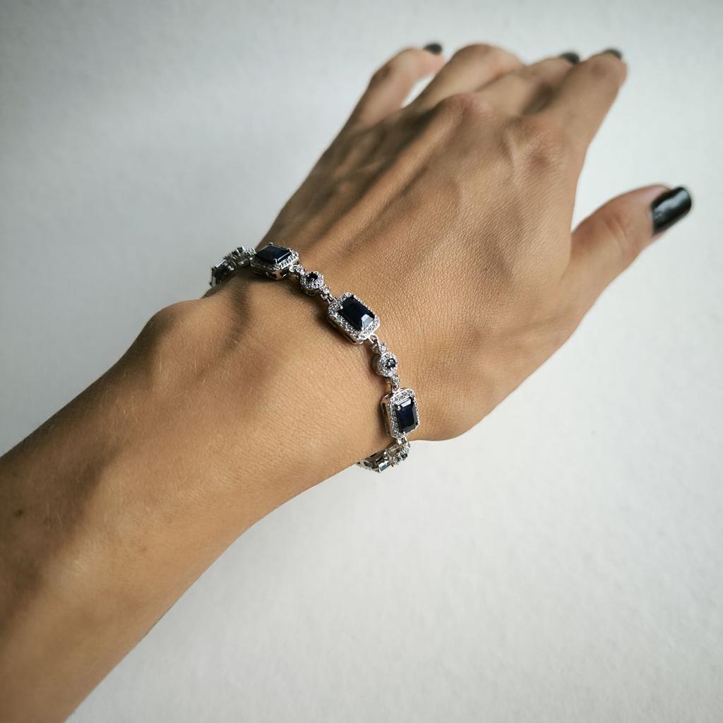 Brățară argintie cu safir natural, cubic zirconiu, greutatea produsului 11,42 gr (2190868)