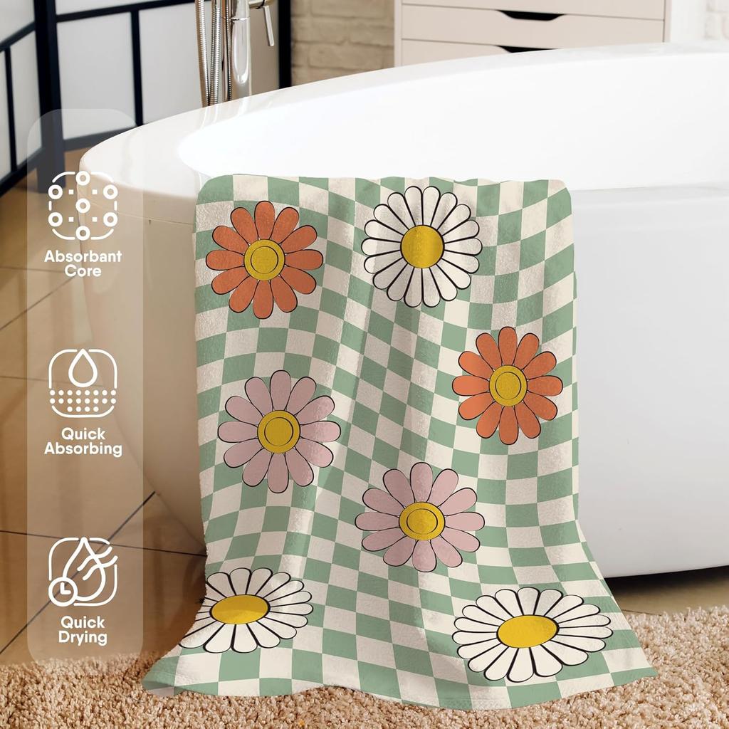Green Checkered Daisy Floral Beach Towel, Checkered Daisy Pool Towels, Groovy Flower Preppy Large Beach Bath Travel Towels for