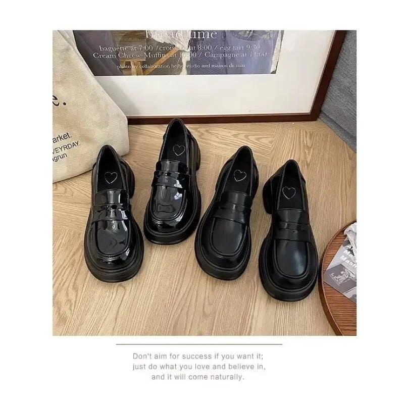 Módní lodičky pro ženy Slip on Square Mid Heels Kulaté špičky Boty Oxford pro ženy Pevné boty na platformě Velká velikost