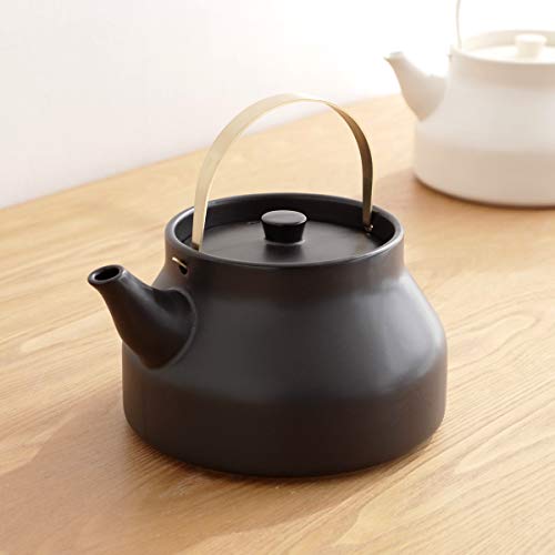 Kamoshika Douguten 1L Kettle, Gas and Microwave Safe, Made In Japan, Banko Ware Ceramic and Brass, for Direct Heat, Ceramic Kettle (White, Small)