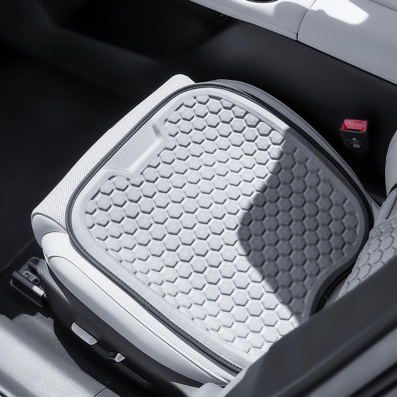 

Gel Car Seat Cushion: Summer Cooling Pad and Ventilated Honeycomb Backrest