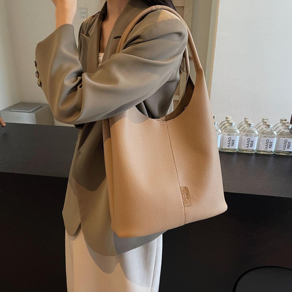 Premium Large-Capacity Retro Bag Women'S Underarm Bag Fashion Trend Commuter Foreign Style Shoulder Tote Bag