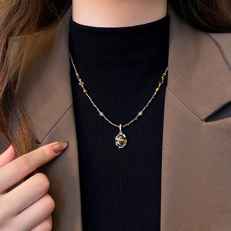Vintage Maillard Oval Tiger's Eye Beaded Necklace Accessories Women's Fashion Sweater Chain Necklace