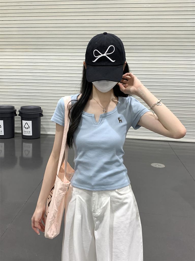 Summer new Korean version bm slim-fit half-open V-neck versatile embroidered design sense pure cotton short-sleeved T-shirt top women