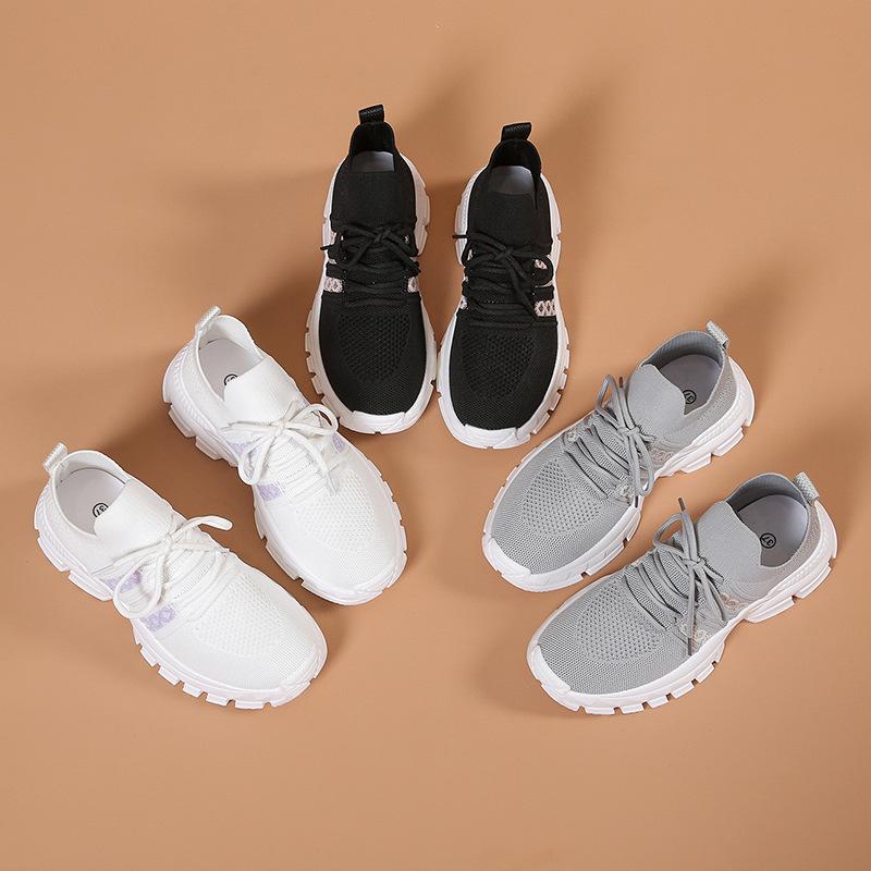 2025 autumn new lightweight and versatile thick-soled muffin bottom student breathable leisure sports running shoes ins