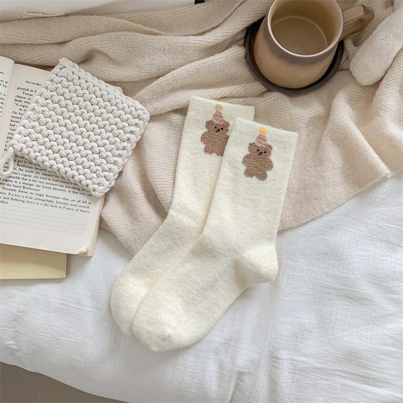 Australian Fleece Socks Boneless Medium Tube Socks Fleece Thickened Warm Confinement Socks Fluffy Home Sleep Floor Socks