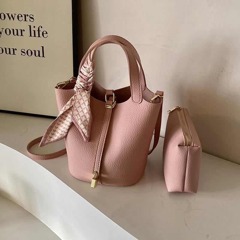 Street trend fashion hand carrying bucket bag women's new simple and versatile single shoulder casual messenger bag