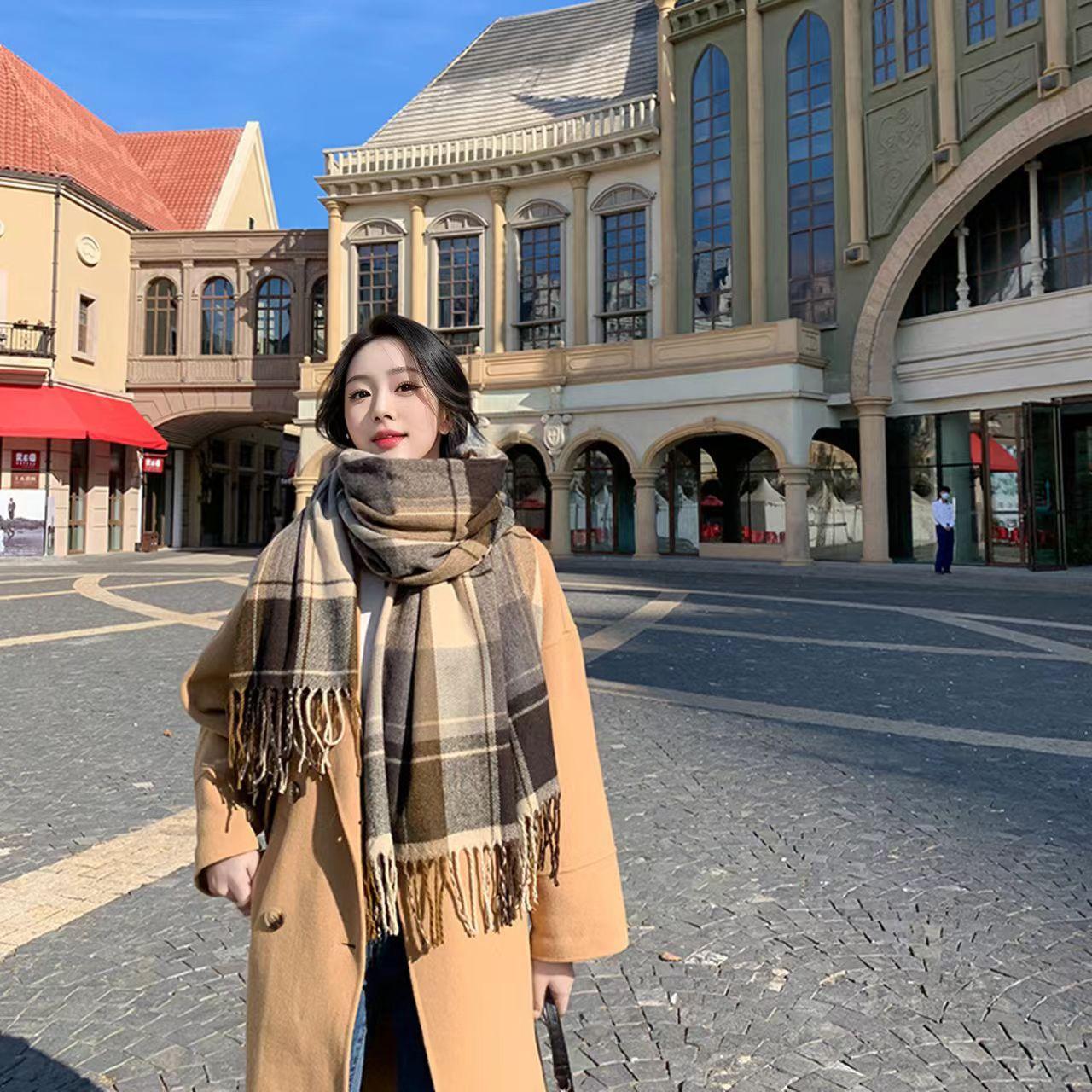 

New autumn and winter scarf fashionable versatile plaid thickened male and female students scarf couple warm shawl 180*55 слюда кольору