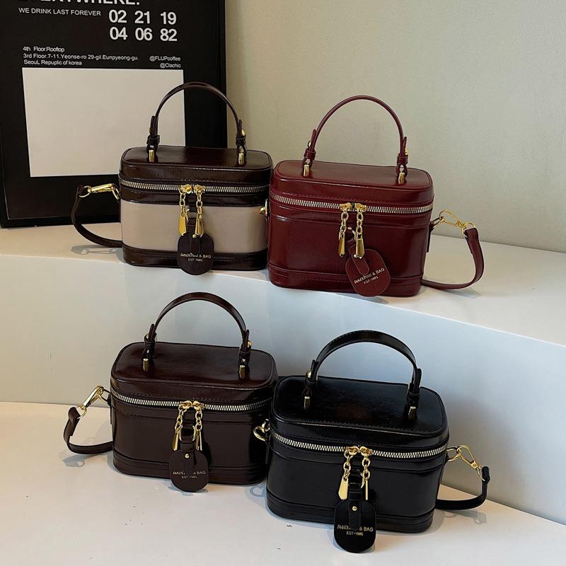 Retro texture small square bag, female tide niche splicing, portable box bag, shoulder messenger bag.