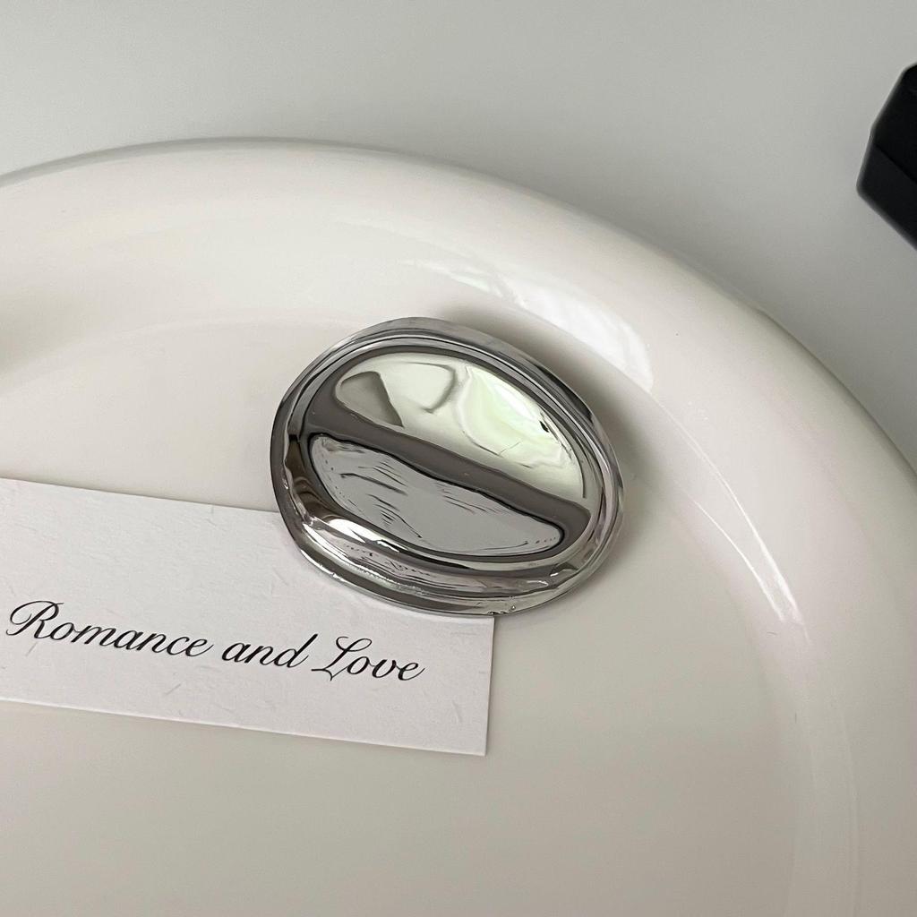 Coleção de Broches de Aço Inoxidável de Luxo: Elegante, Durável, Não Desbota