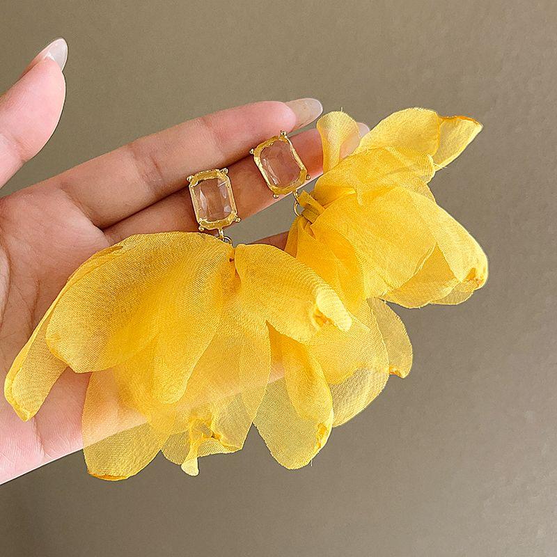 

Летние серьги в стиле дофаминового отпуска, цветные, для женщин, новый поступление 2025, горячая распродажа, необычные богемные серьги Yellow chiffon stud earrings