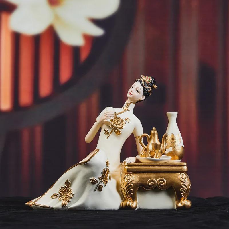 Elegant Retro Chinese Art Decor: Ladies' Ancient Figures for Living Room and Porch