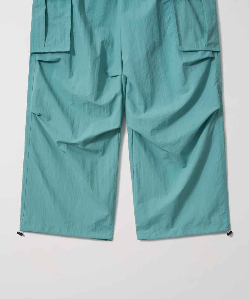 Gameoncheupaeb 8 Buttons Parachute Nylon Pants (Mint)