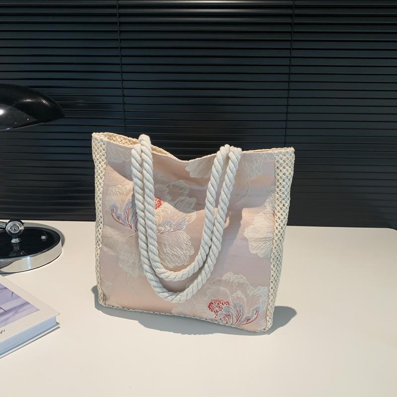 

Текстурована сумка великої місткості жіноча сумка 2024 нова приміська сумка красива літня модна сумка через плече з косим розмахом