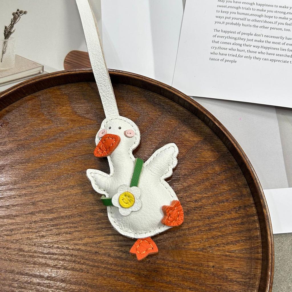 Handmade DIY Cute Duck Pendant Keychain Bag Gas Car Couple