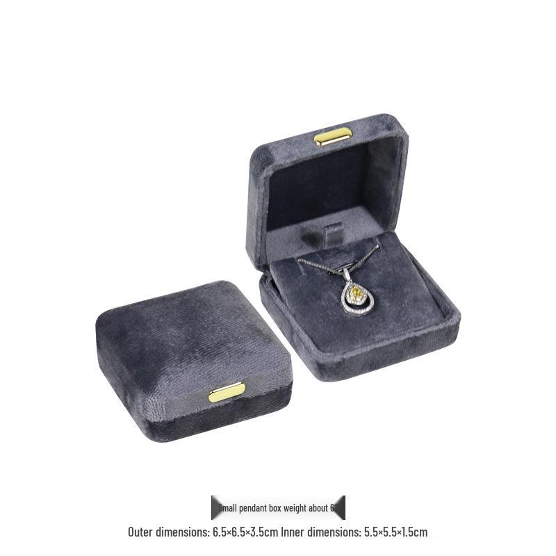 Caixa de Joias de Veludo com Fivela Dourada e Cantos Arredondados para Anéis, Colares e Pulseiras