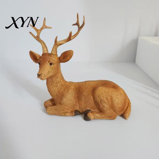 Retro Home Decor Reindeer Resin Figurine, Faux Wood Grain Christmas Deer Statue, Desktop Ornaments Vintage Tabletop Ornament for Window Display Style
