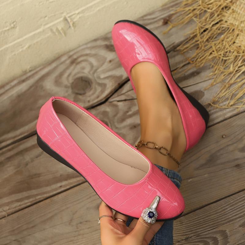 Large Size Casual Single Shoes Women's Spring New Wedge Heel Small Leather Shoes Women's TEUM Single Shoes Women