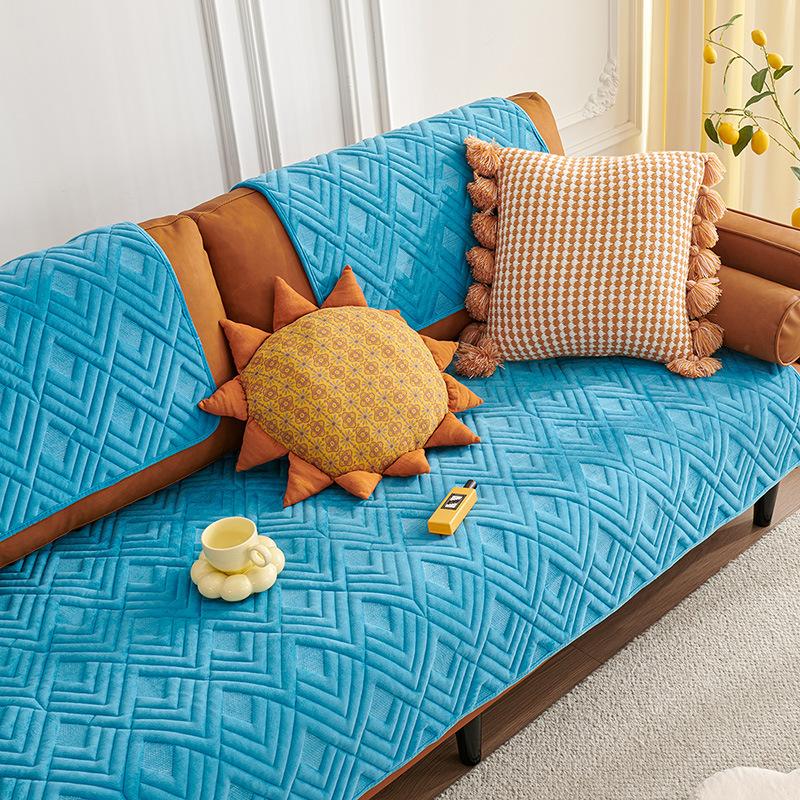 Solid Color Winter Crystal Velvet Sofa Cushion Thickened Plush Cushion Non-slip Leather Sofa Cover Simple