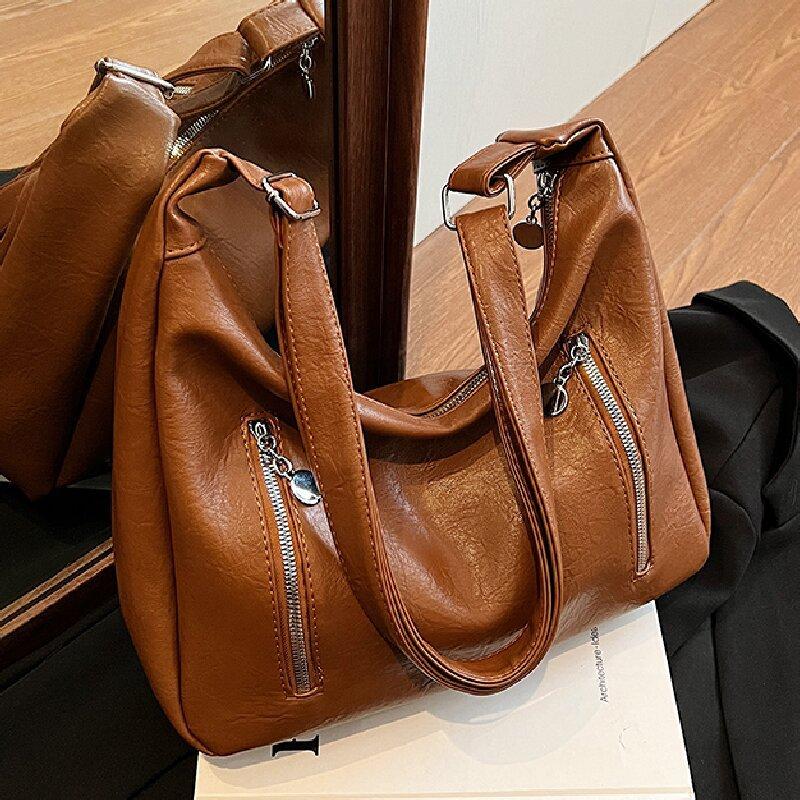 Trendy fashion women's bags, retro tote bags, underarm niche large-capacity portable messenger commuter bags