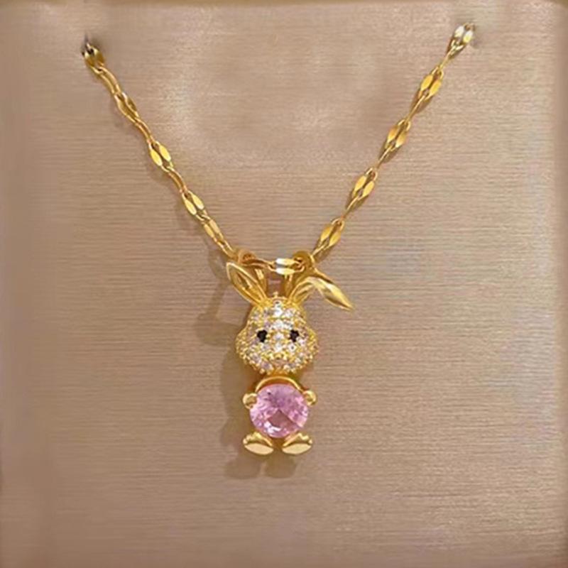 Non-Fading Luxury Maple Leaf Butterfly Clavicle Necklace