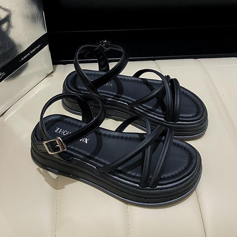 

Women s summer wear soft-soled casual Roman sandals 2025 new versatile pregnant women step on shit feeling thick-soled soft leather sandals 42 чёрный