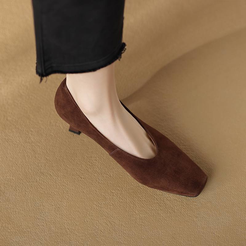 Krazing Pot Sauesemsket skinn Firkantet tå Tykke høye hæler Vårsko Vintage Damepumps