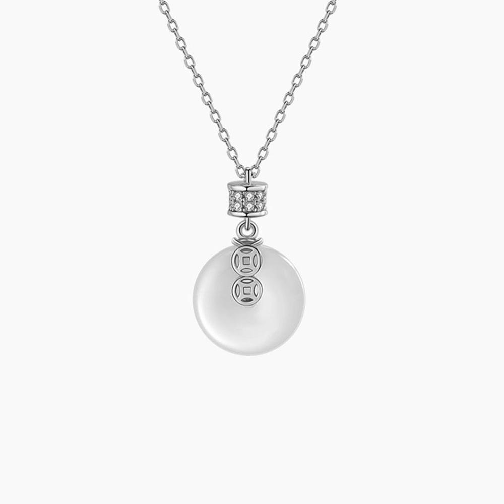 Retro Safety Buckle Wealth Pendant Necklace Women'S Light Luxury Imitation White Jade Pendant National Style Round Necklace Collarbone Chain