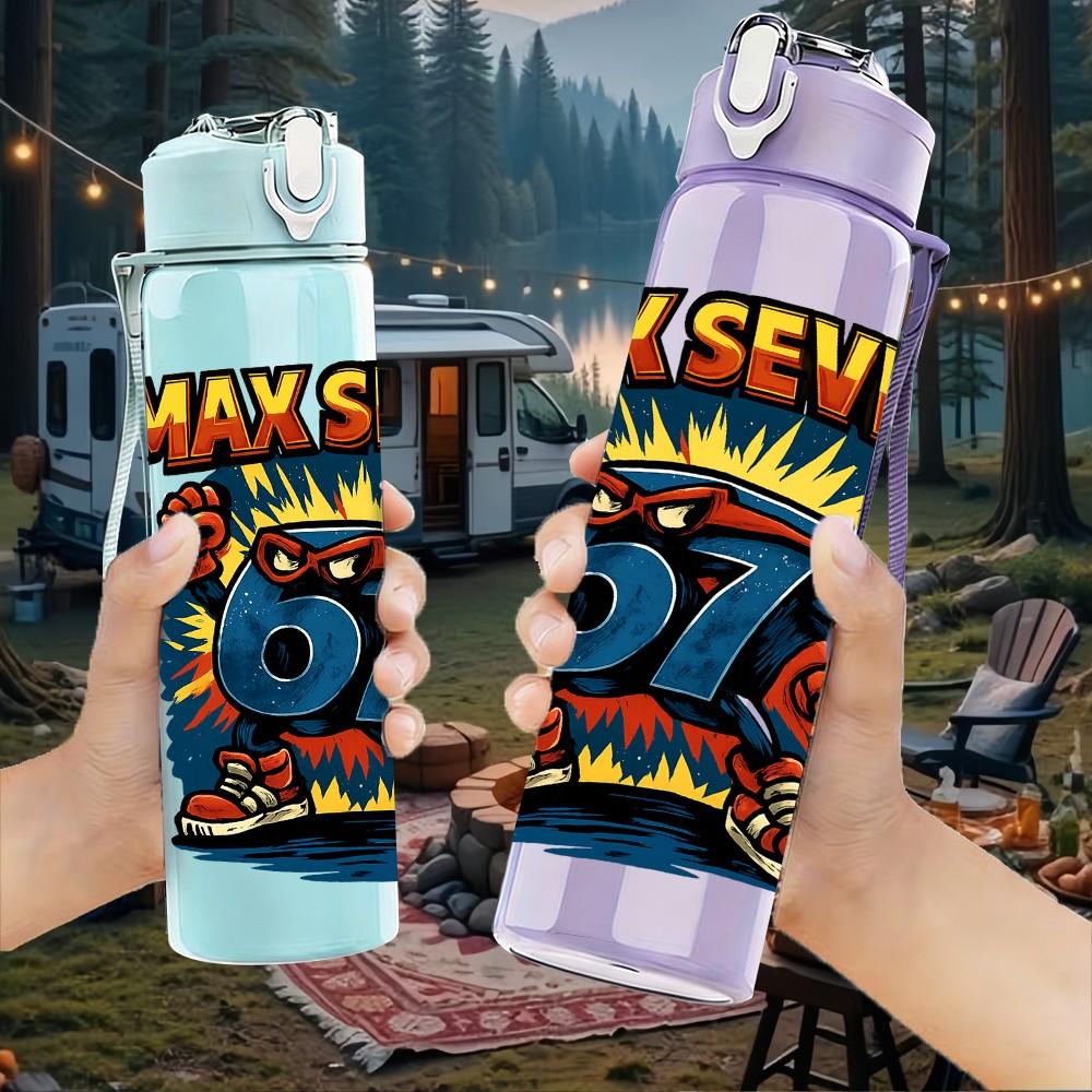 1PC May Seven 67 Graffiti Letter 750ml Color Plastic Sports Water Bottle Leakproof Flip Straw Lid Suitable for Sports Office Home Use