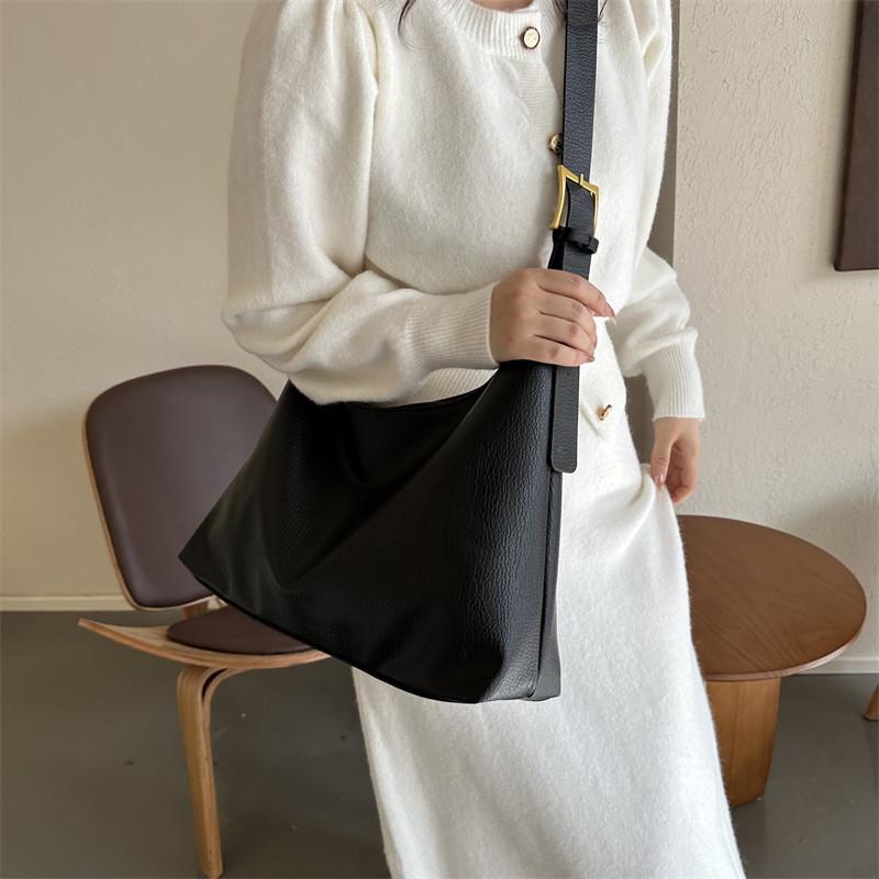 Chic Minimalist Large Pu Shoulder Bag For Women Perfect For Daily Commuting