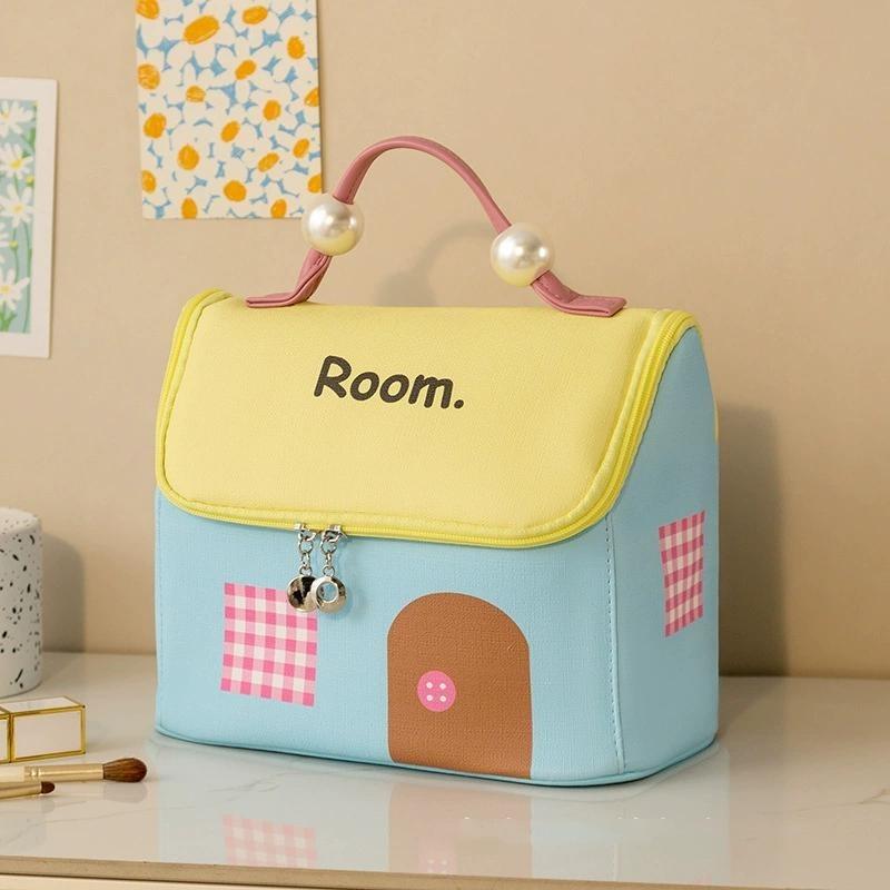 1Pc Cartoon House Makeup Bag Large Capacity for Women Students Waterproof Travel Toiletry Portable Cute Cosmetic Organizer