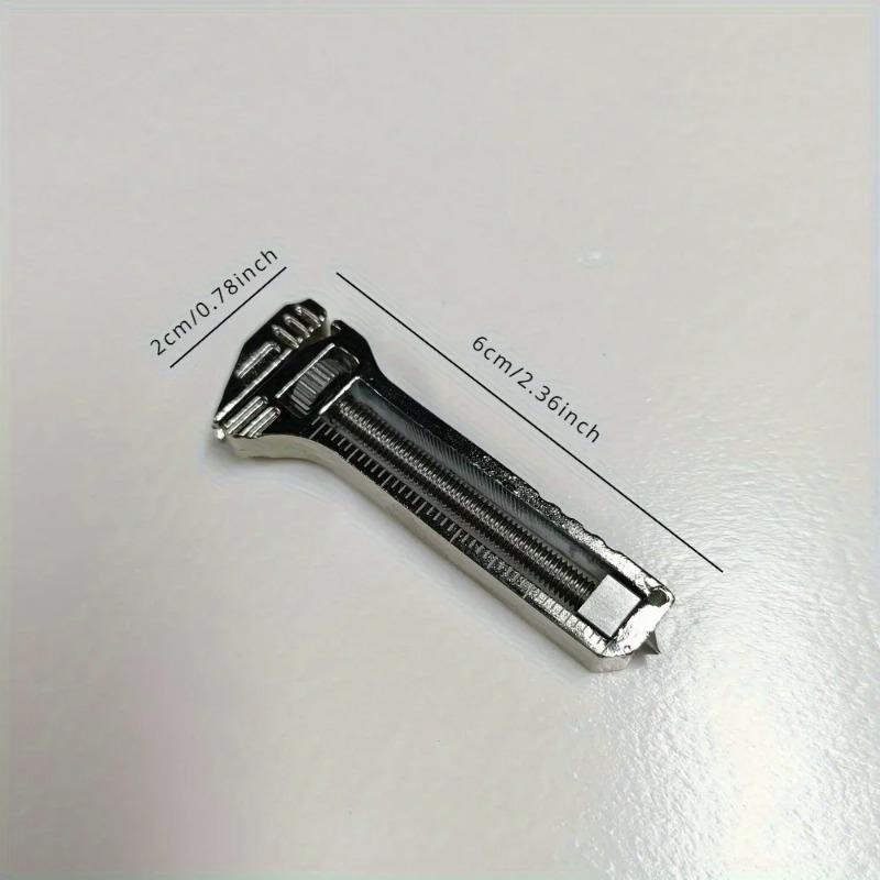 Korkskruv Multiverktyg Bärbart Verktyg Nyckelring Kedja Fickkniv Skruvmejsel Multiverktyg Camping Överlevnadskit EDC Utomhus Skiftnyckel