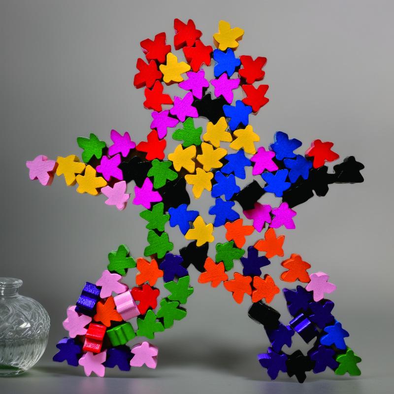 Bunte Holz-Meeple-Spielsteine für Carcassonne - Cartoon-Schachfiguren