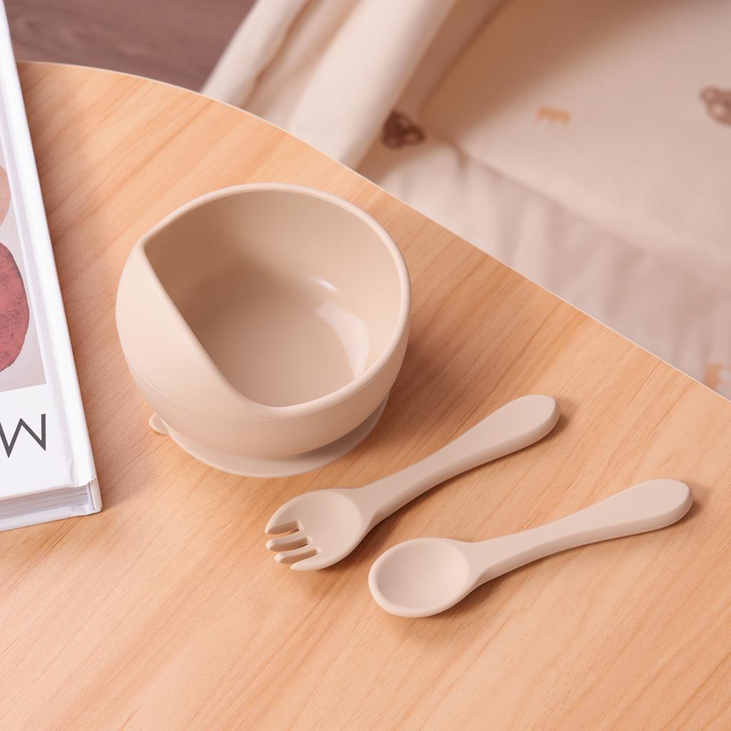 Color Kids 3-delat Silikon Baby Matset Sugskål BPA-fri Småbarn Självmatning Träningssked Gaffel Porslin Gåvor