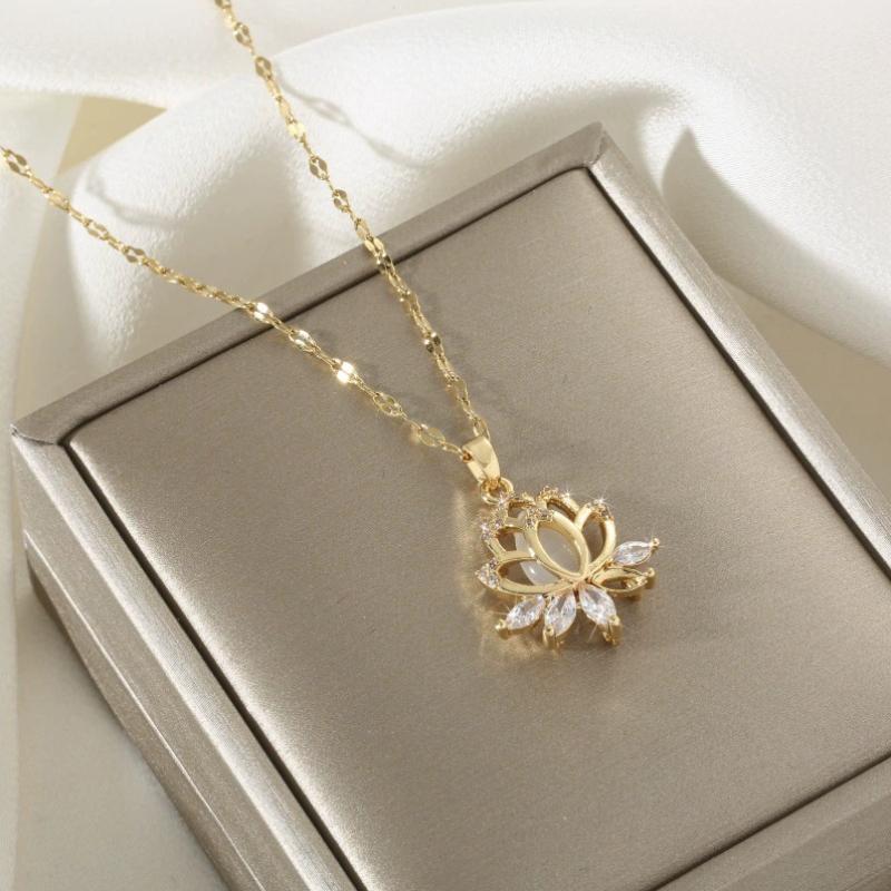 Light Luxury Sparkling Inlaid Zircon Hollow Flower Pendant Necklace, Women s Luxurious and Fashionable Banquet Zircon Gift