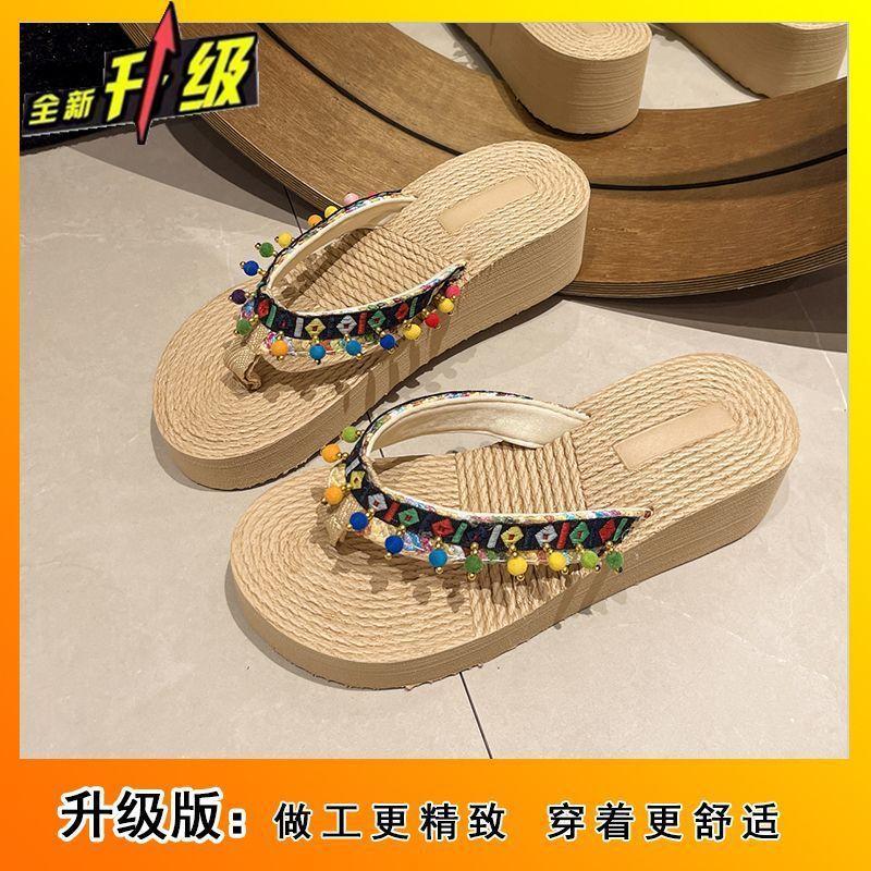 Small lightweight non-slip thick-soled cool slippers vacation beach shoes women's 2025 summer new slippers women's outer wear