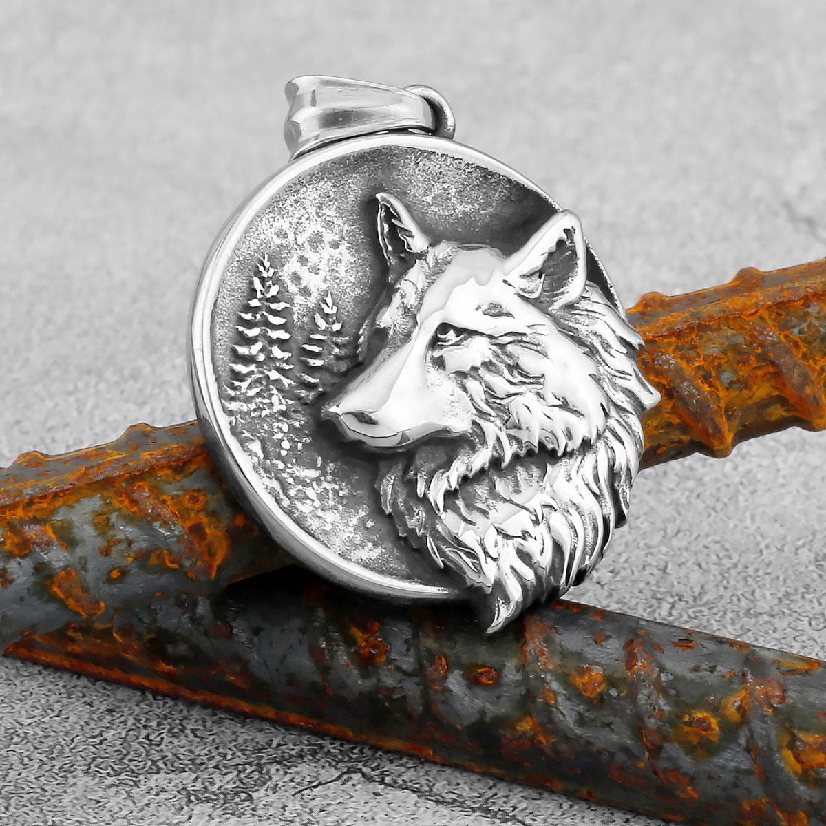 

Viking Wolf Head Double Sided Totem Chain Necklace for Men Nordic Myth Pendant Hip Hop Jewelry