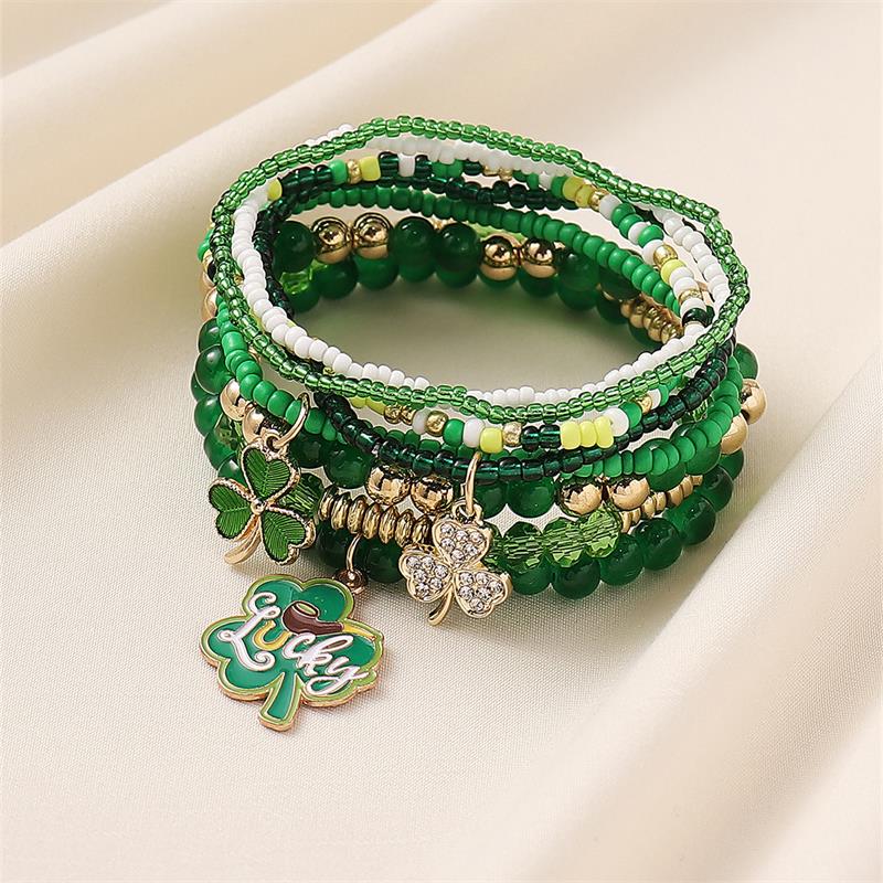St.Patrick's Day Bracelets for Women Men Mutilayered Lucky Shamrock Charm Bracelet Green Leaf Hat Beaded Holiday Bracelet Irish Festival Party Jewelry