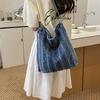 Tote Bag Water Bucket Casual Women's Bag Shoulder Crossbody Bag for Commuting Large Capacity Bag