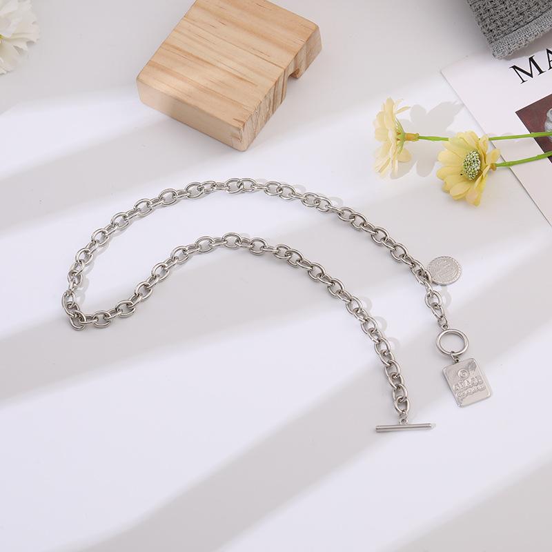 Korean Fashion Letter Necklace INS Retro Metal Silver Pendant Charm Clavicle Chain Women Jewelry Accessories